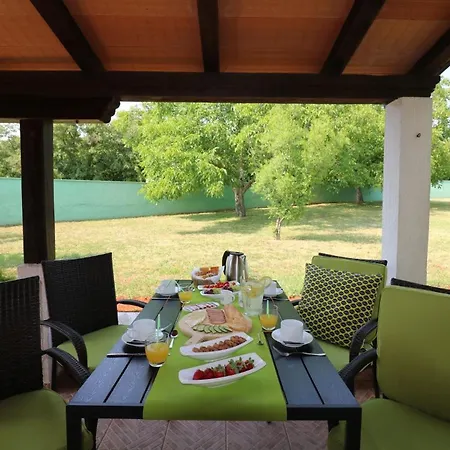 Σπίτι διακοπών Lorena Lavanda 1 *