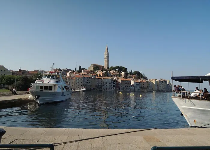 Lorena Lavanda 1 Poreč